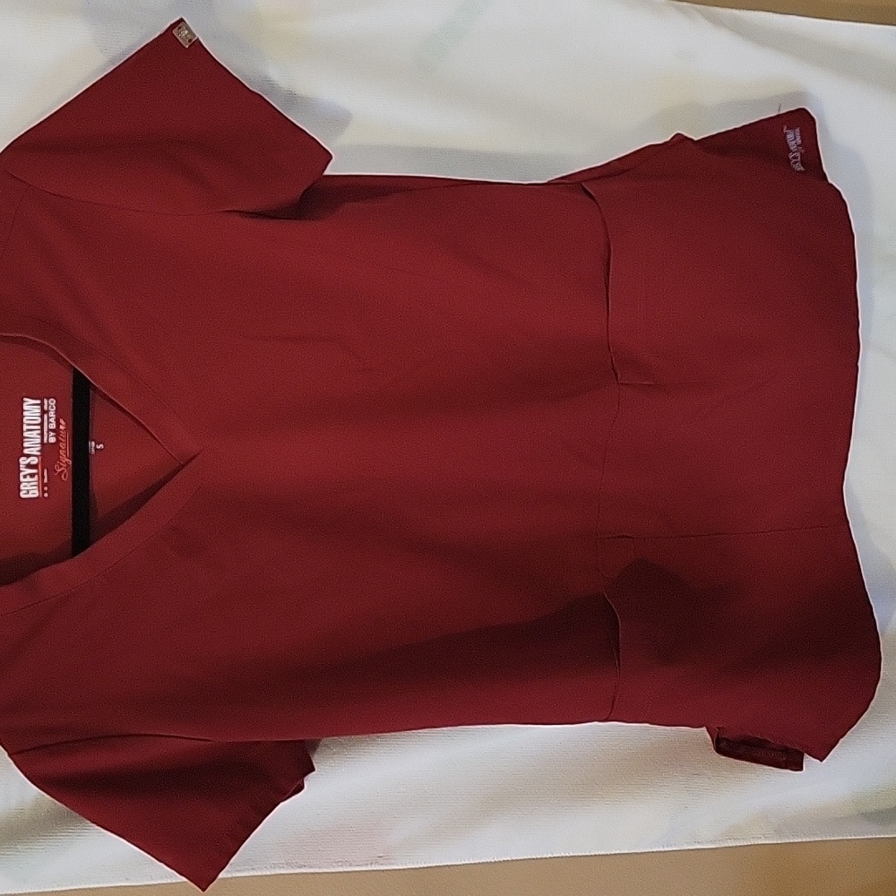 Grey's anatomy scrub top red